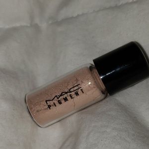 MAC pigment Naked